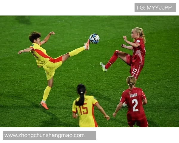 中国女足球星李明娥展现坚韧风采成为球场新亮点带领球队勇闯世界杯 中国女足球星李明娥展现坚韧风采成为球场新亮点带领球队勇闯世界杯